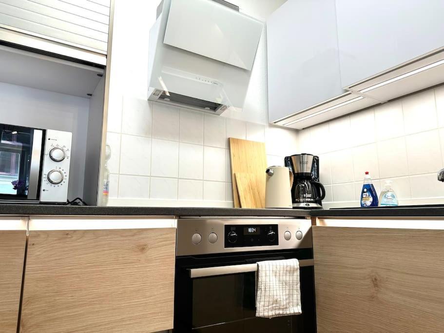 Modern Eingerichtete Wohnung Im Stadtzentrum Zittau Kostenloser Parkplatz Exterior foto